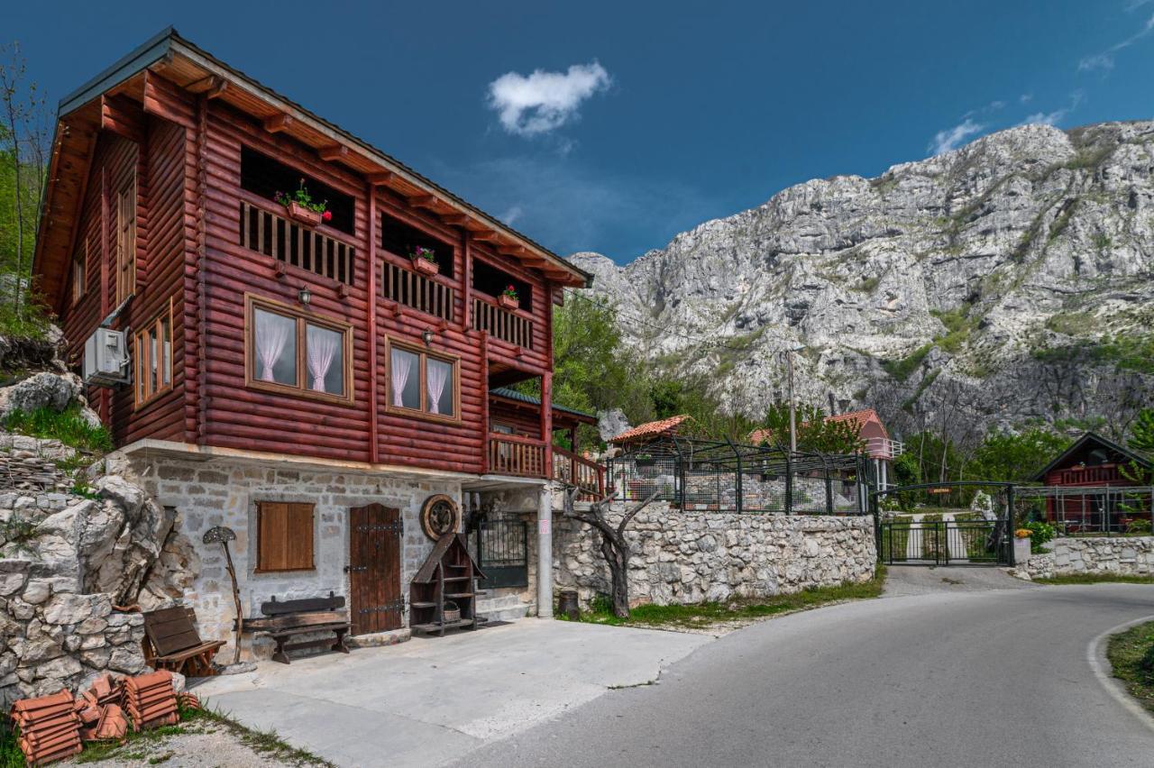 Holiday Village Ostrog Никшич Экстерьер фото