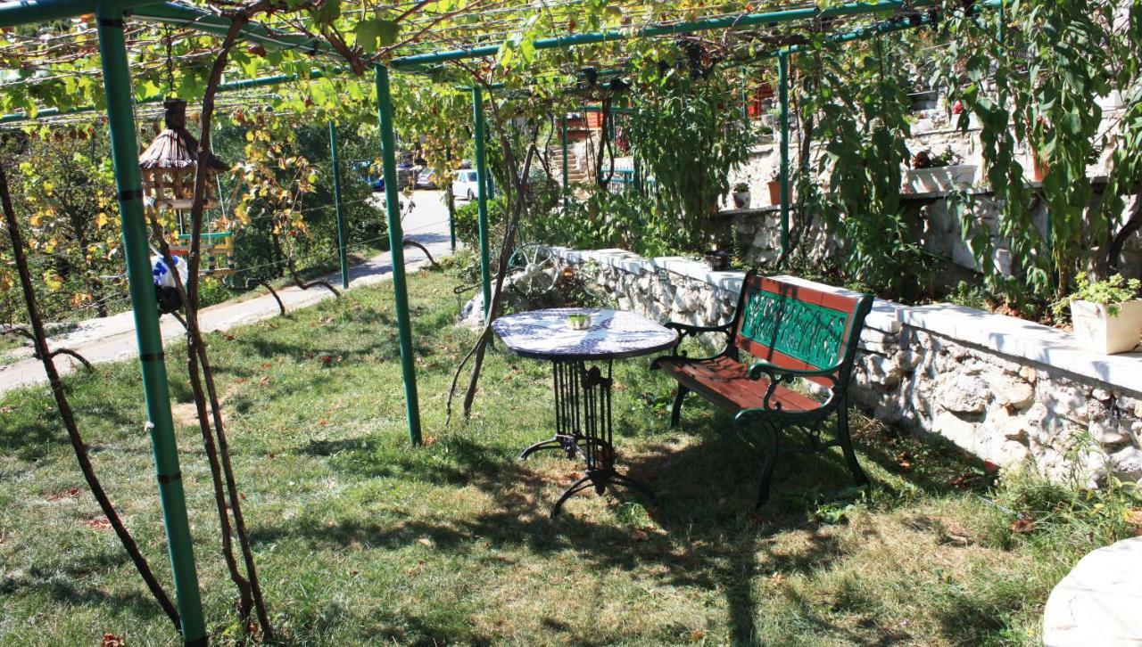Holiday Village Ostrog Никшич Экстерьер фото